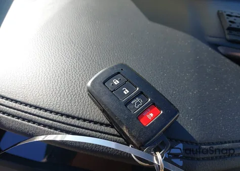 2018 Toyota Highlander Limited z USA, uszkodzony, nr VIN 5TDDZRFH2JS874440